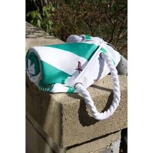 NEW DOCK & BAY round chevron beach/pool towels in green